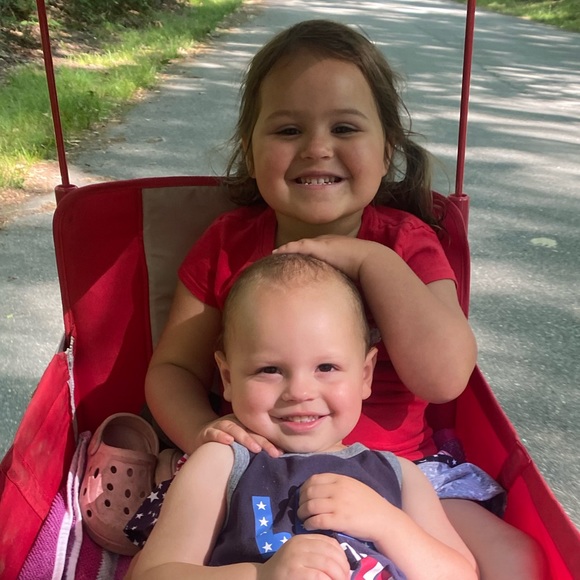 Meet your Posher, Maria - Picture 2 of 2